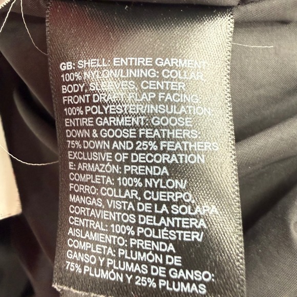 The North Face Womens Red 550 Down Fill Puffer Jacket Size M Flawed - Picture 7 of 9